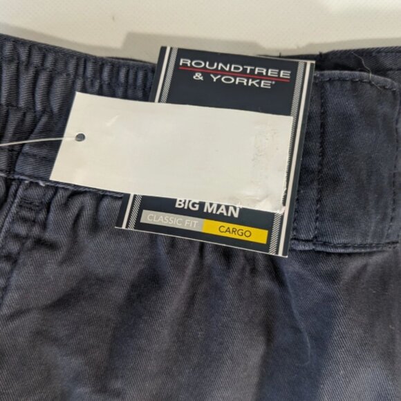 NEW Size 46 Big Mens Roundtree & Yorke Cargo Shorts Cotton (7" Inseam) Navy - Picture 3 of 7
